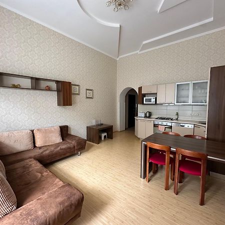 Apartment Sadova Karlovy Vary Exterior foto